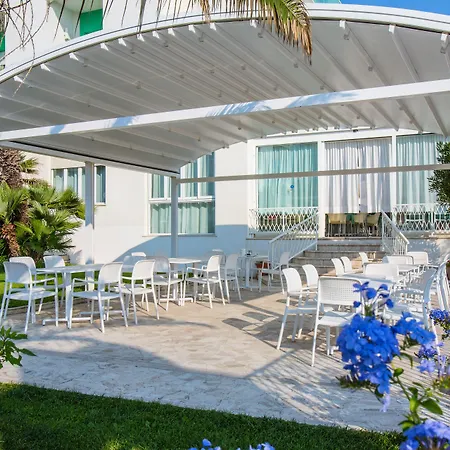 Hotell Hotel Majestic Senigallia