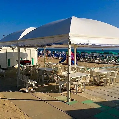 Hotel Majestic 3*