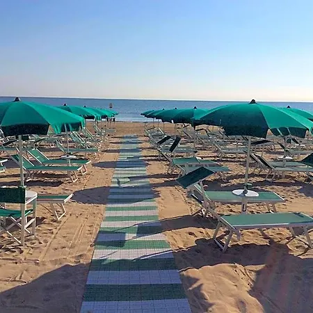 Hotel Majestic 3*